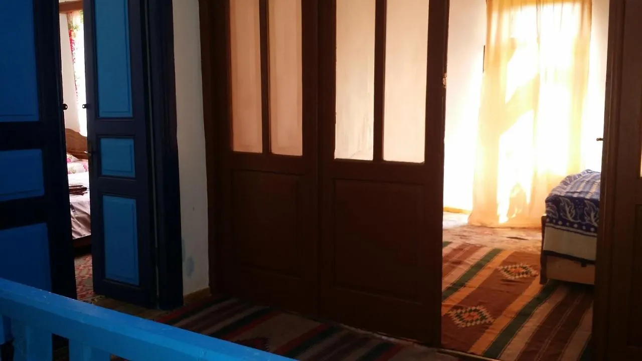 Vila 1926 Hostel Korce